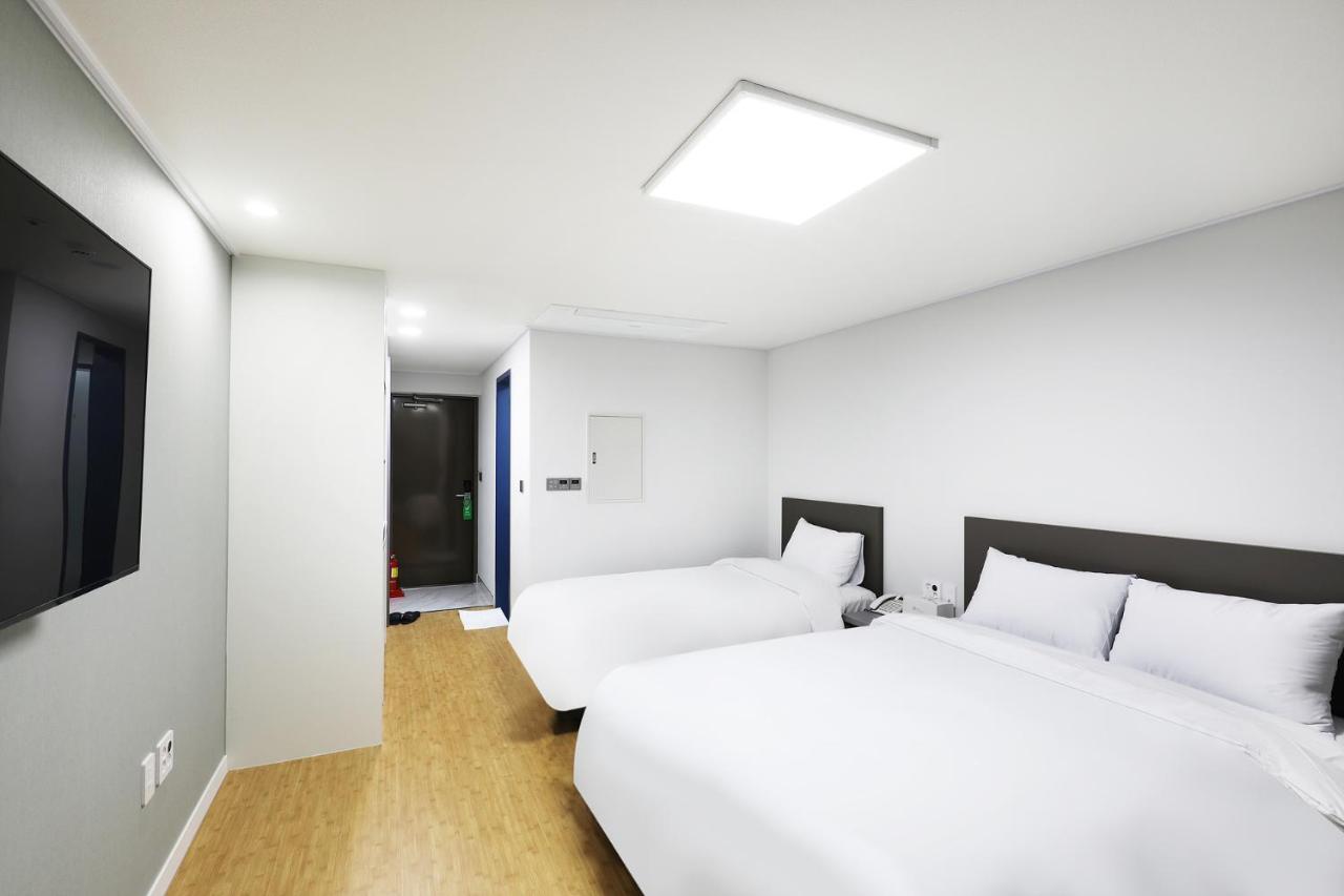 Mokpo Ocean Hotel Экстерьер фото